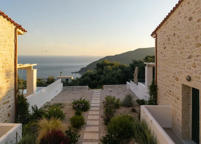 Elaia'S Villas Hot Tub & Seaview