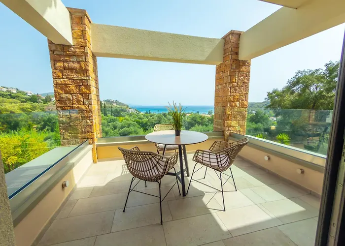 Golden Bay Suites & Maisonettes